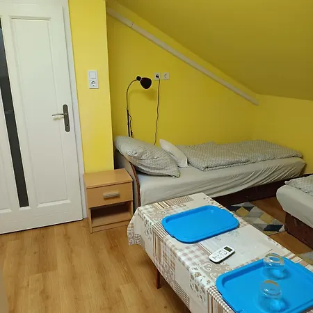 Dekany Vendeghaz Gazde/Camere de închiriat